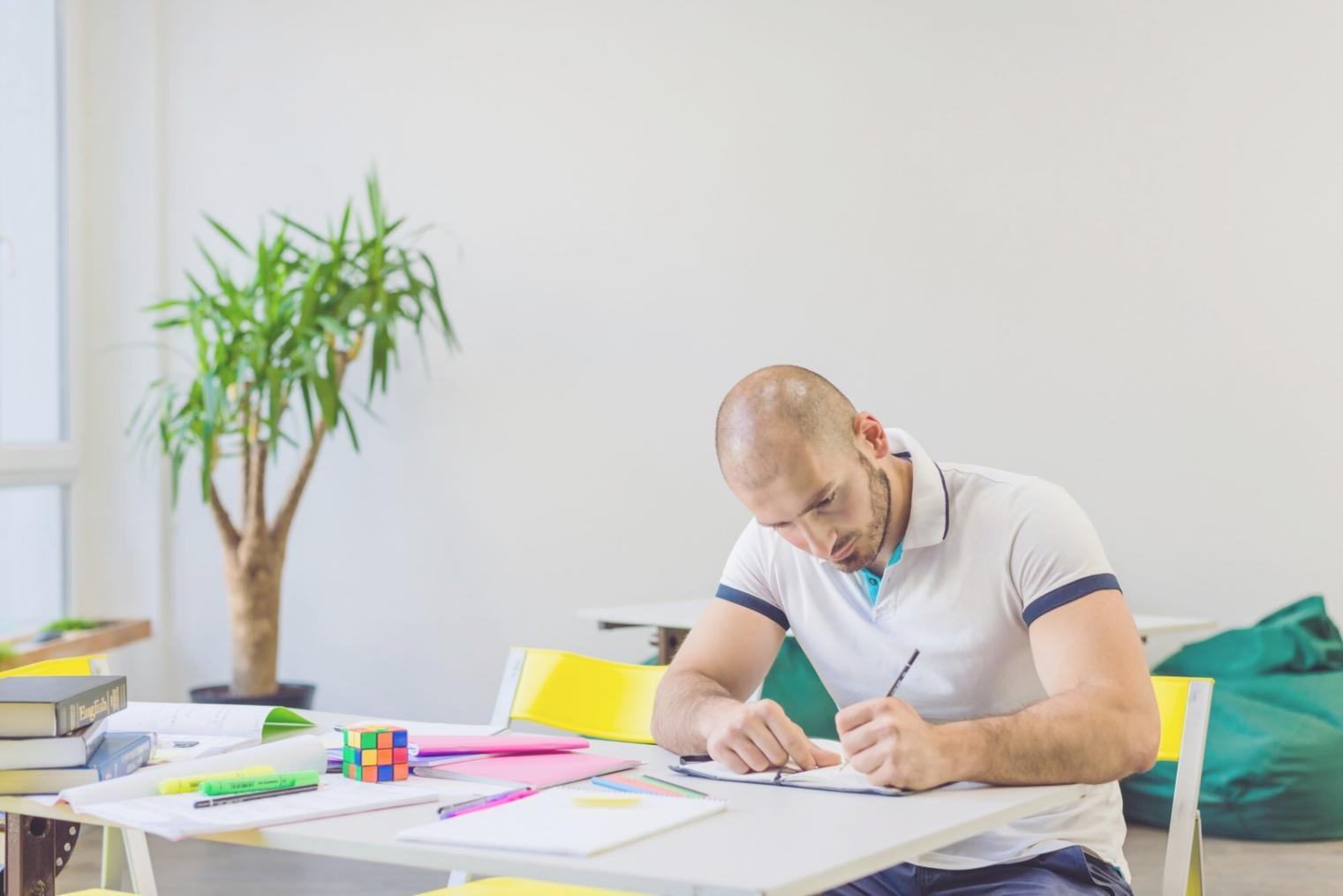 Collaborative learning environment with financial planning materials